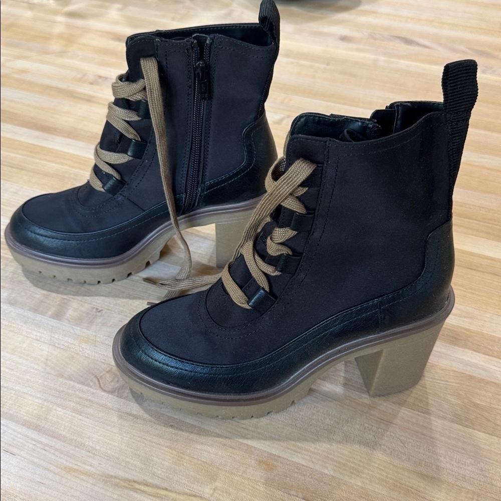 Worn once Black Ankle Boots with Tan Laces